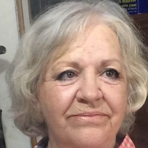 Meet your Posher, Gloria